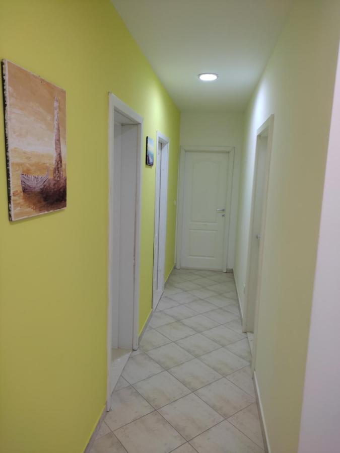 Apartman Miami Подстрана Екстериор снимка