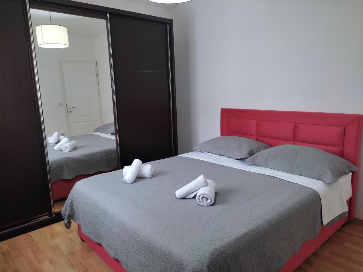 Apartman Miami Подстрана Екстериор снимка