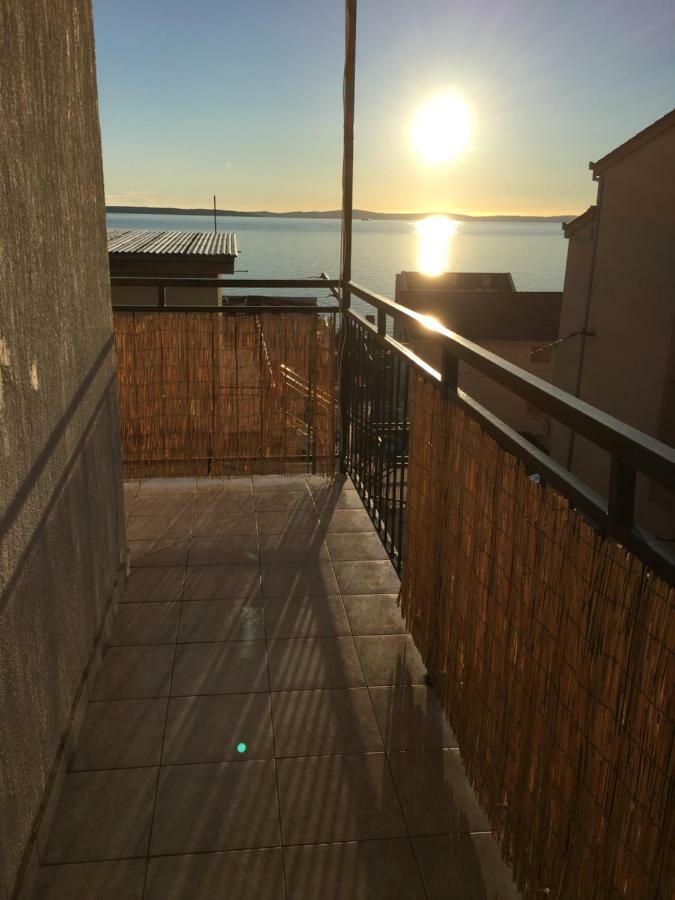 Apartman Miami Подстрана Екстериор снимка